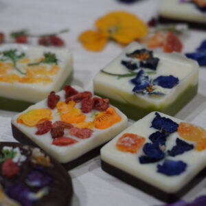 エディブルフラワーアートチョコレート